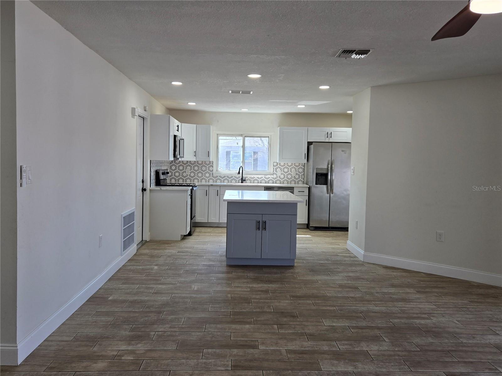 Image 24 of 47 For 9629 Morehead Lane