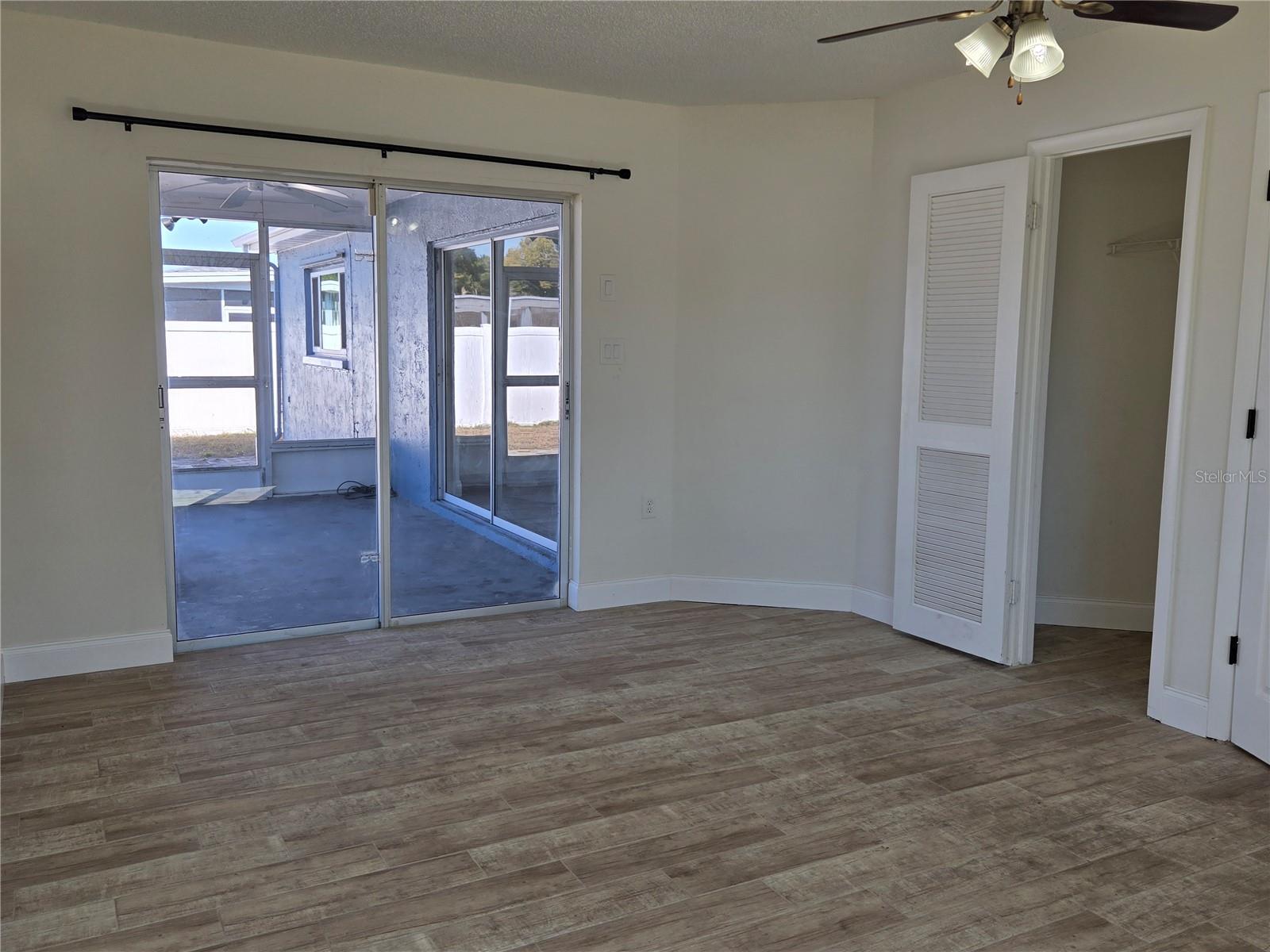 Image 32 of 47 For 9629 Morehead Lane