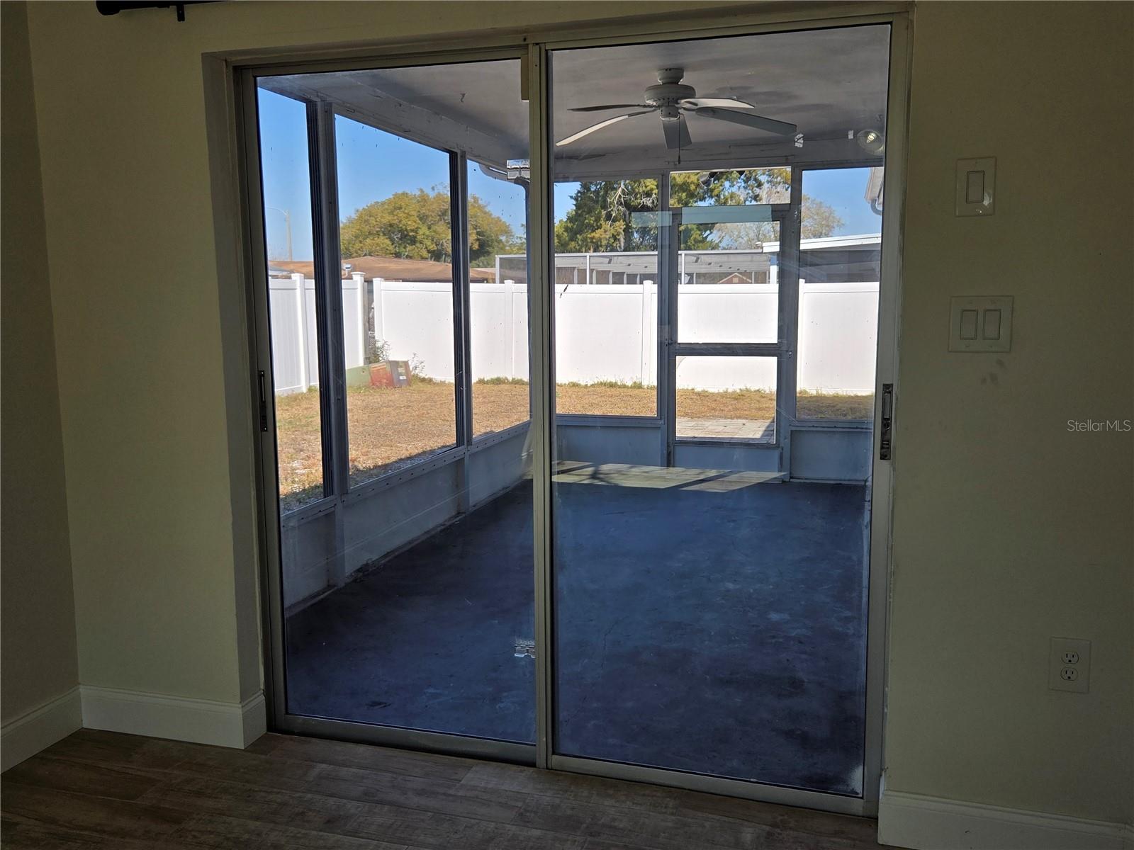 Image 33 of 47 For 9629 Morehead Lane