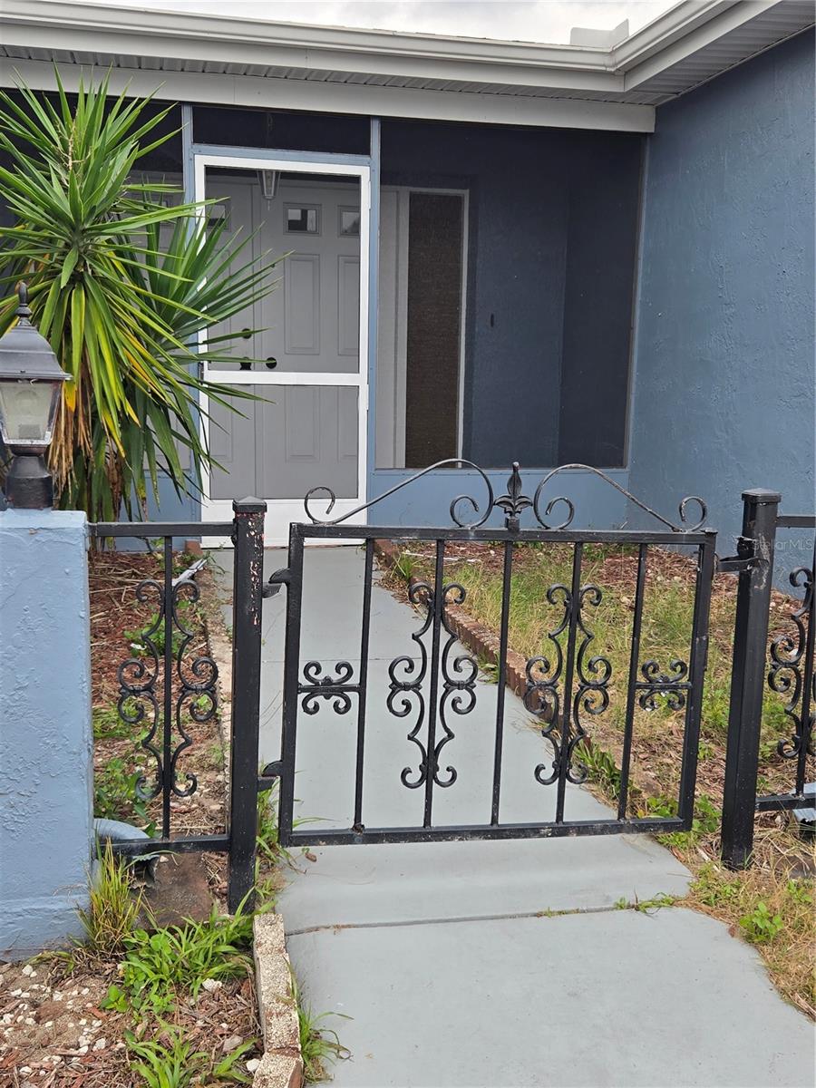 Image 4 of 47 For 9629 Morehead Lane