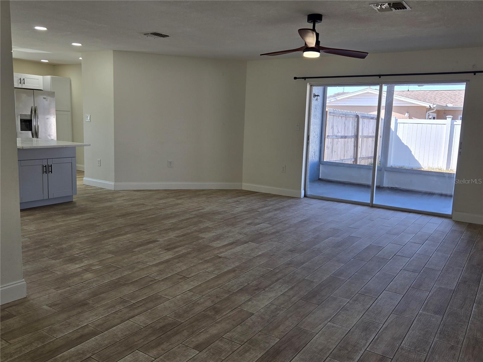 Image 9 of 47 For 9629 Morehead Lane