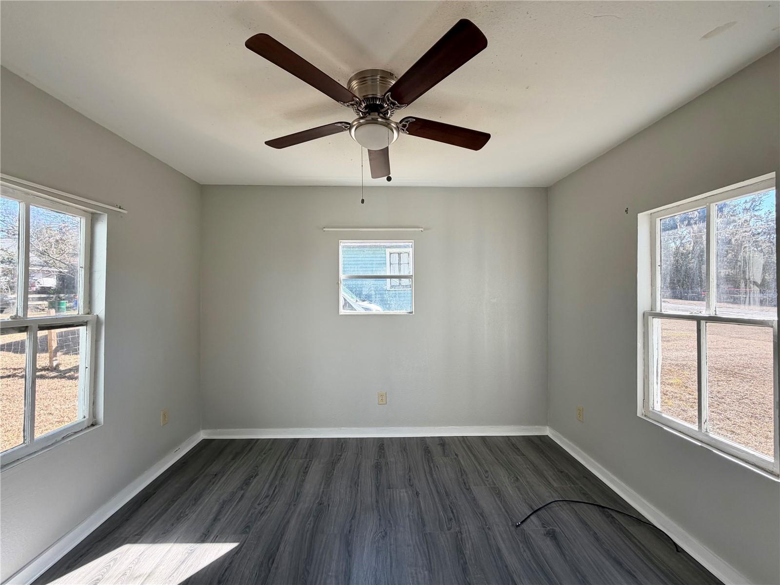 Image 7 of 7 For 506 Park Way