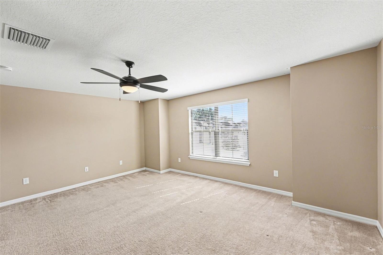 Listing photo id 20 for 5128 Bay Isle Circle