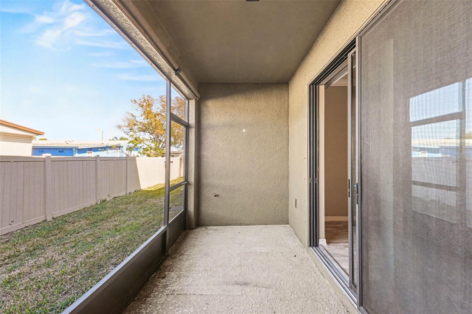 Listing photo id 28 for 5128 Bay Isle Circle