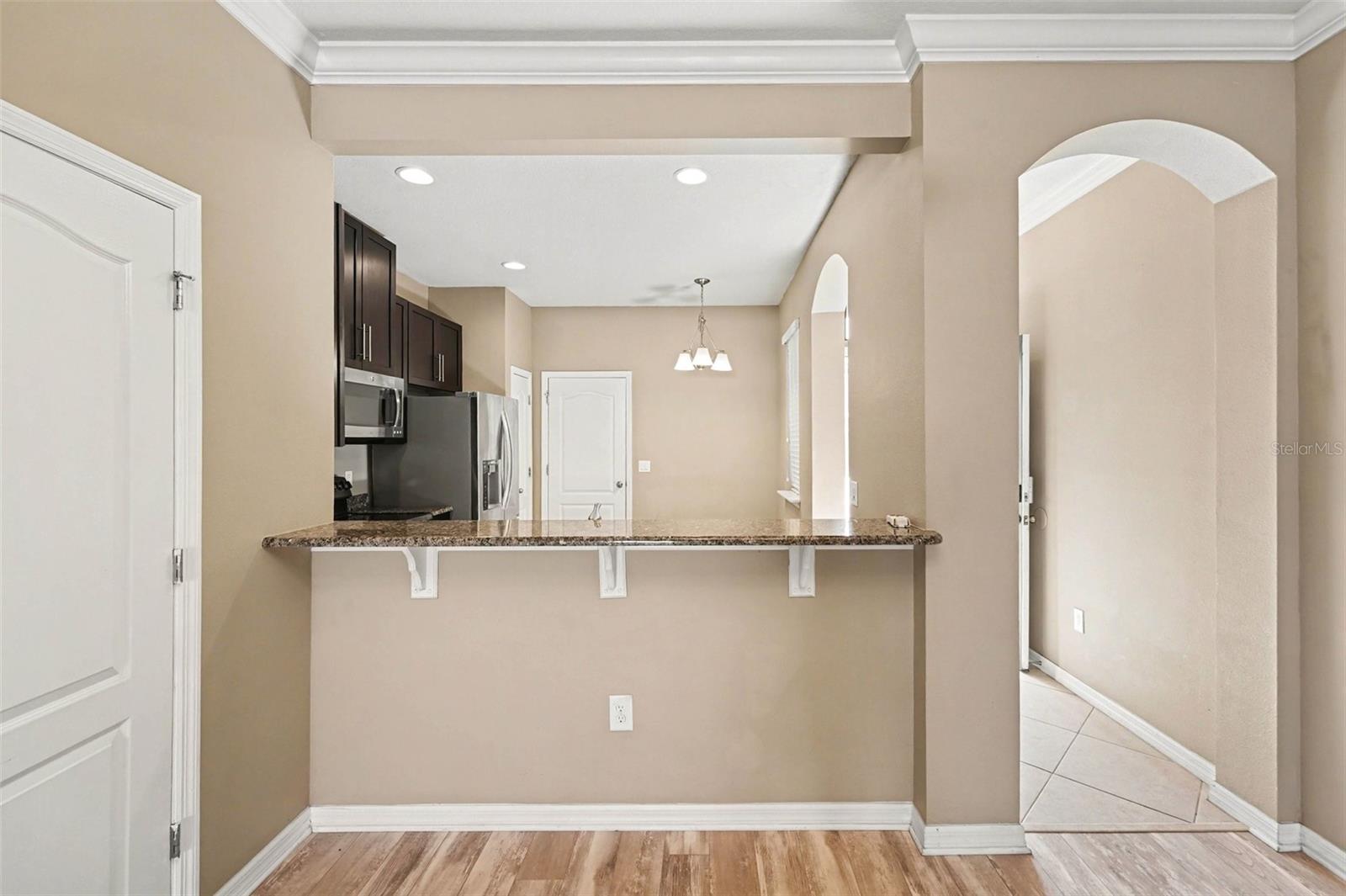 Listing photo id 7 for 5128 Bay Isle Circle