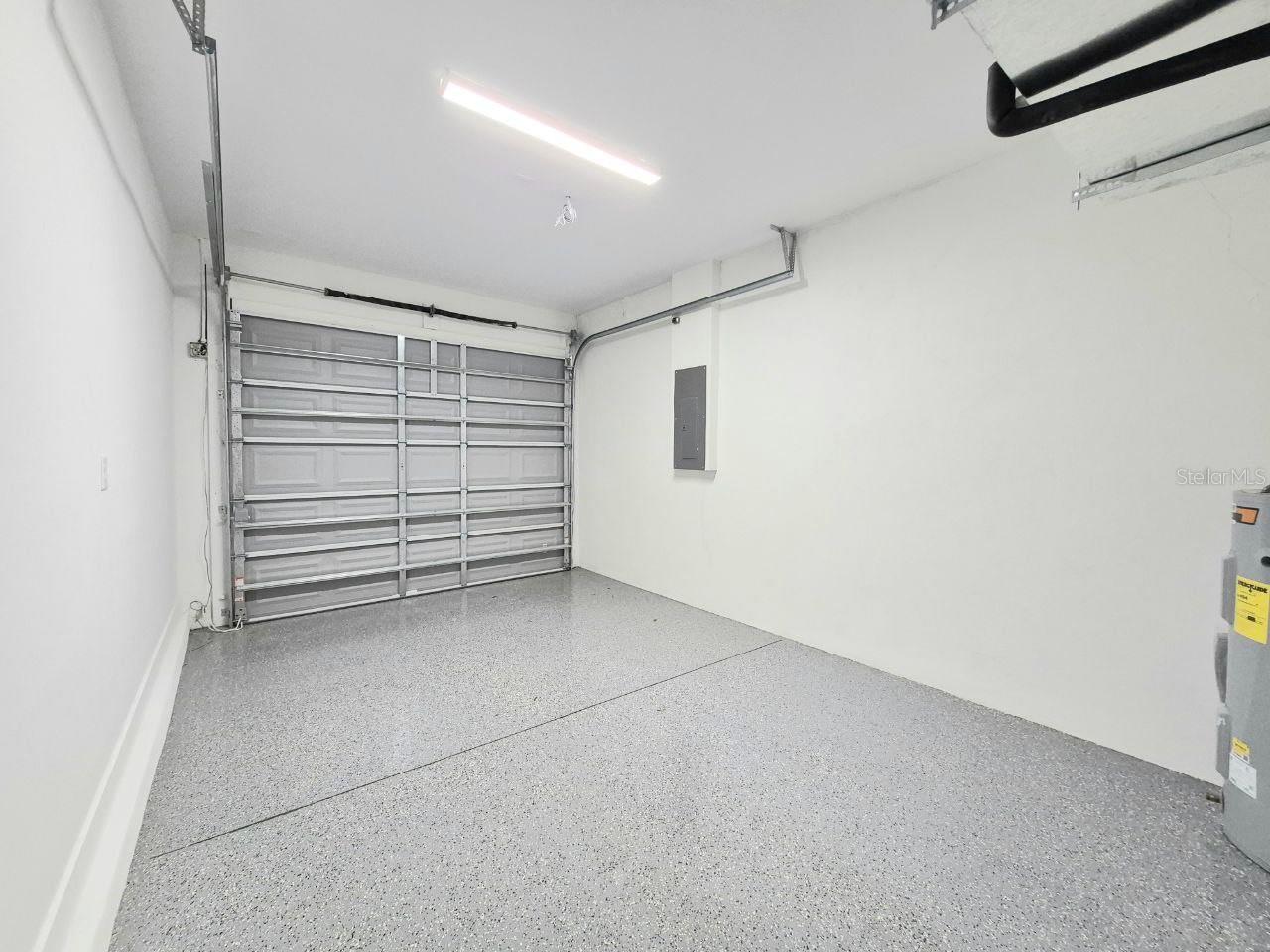 Image 14 of 40 For 3304 North Bay Street