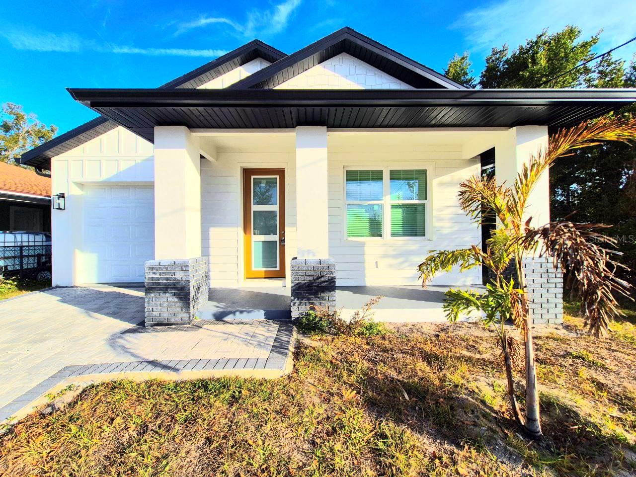 Image 4 of 40 For 3304 North Bay Street