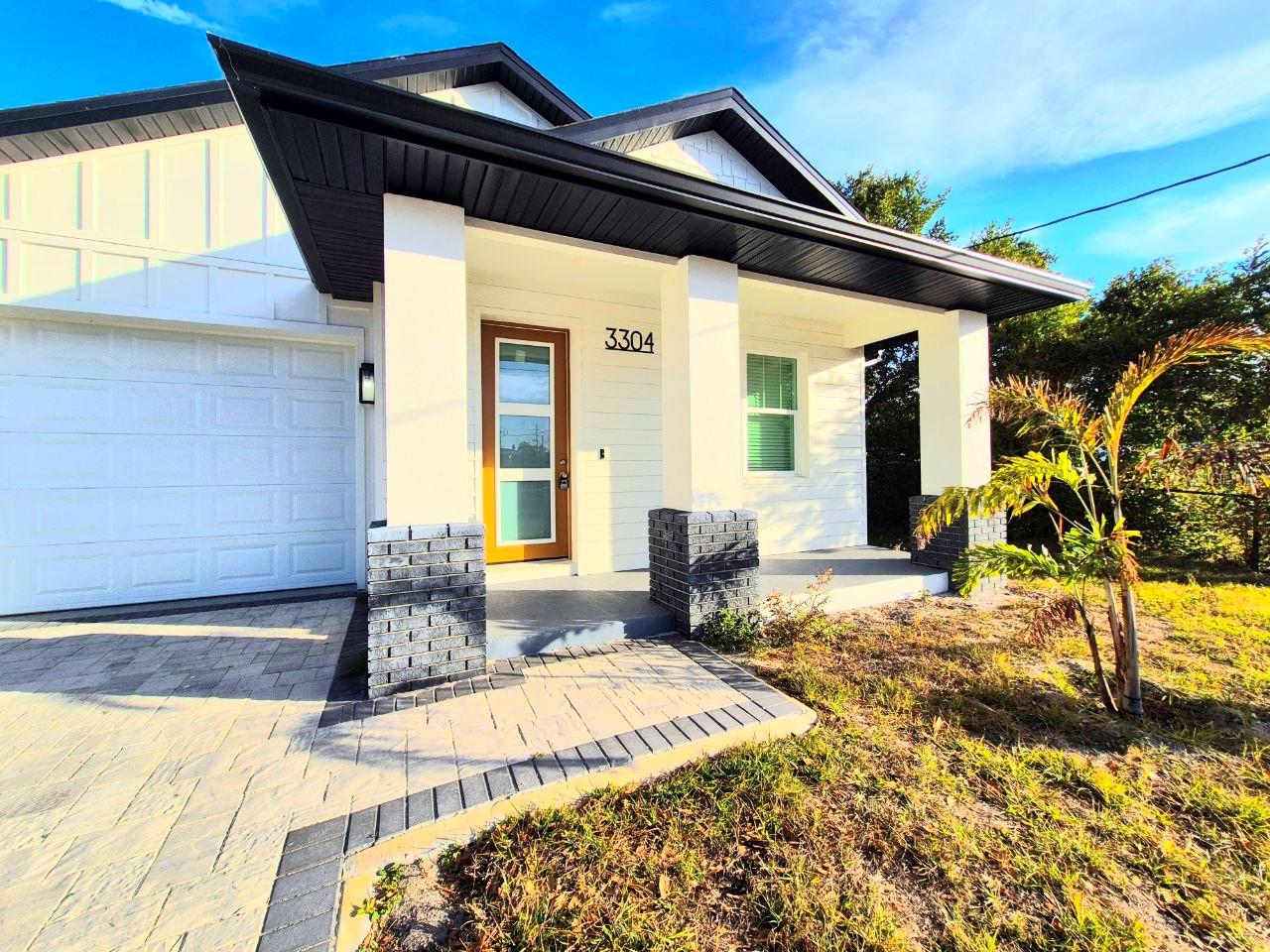 Image 5 of 40 For 3304 North Bay Street