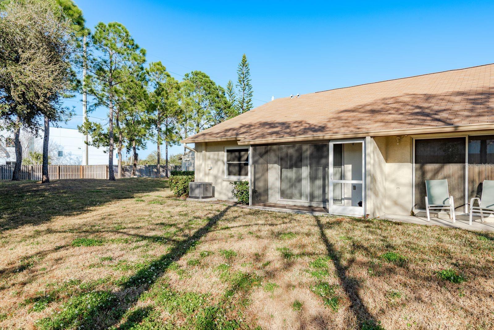 Image 22 of 27 For 10853 43rd Street N 1104