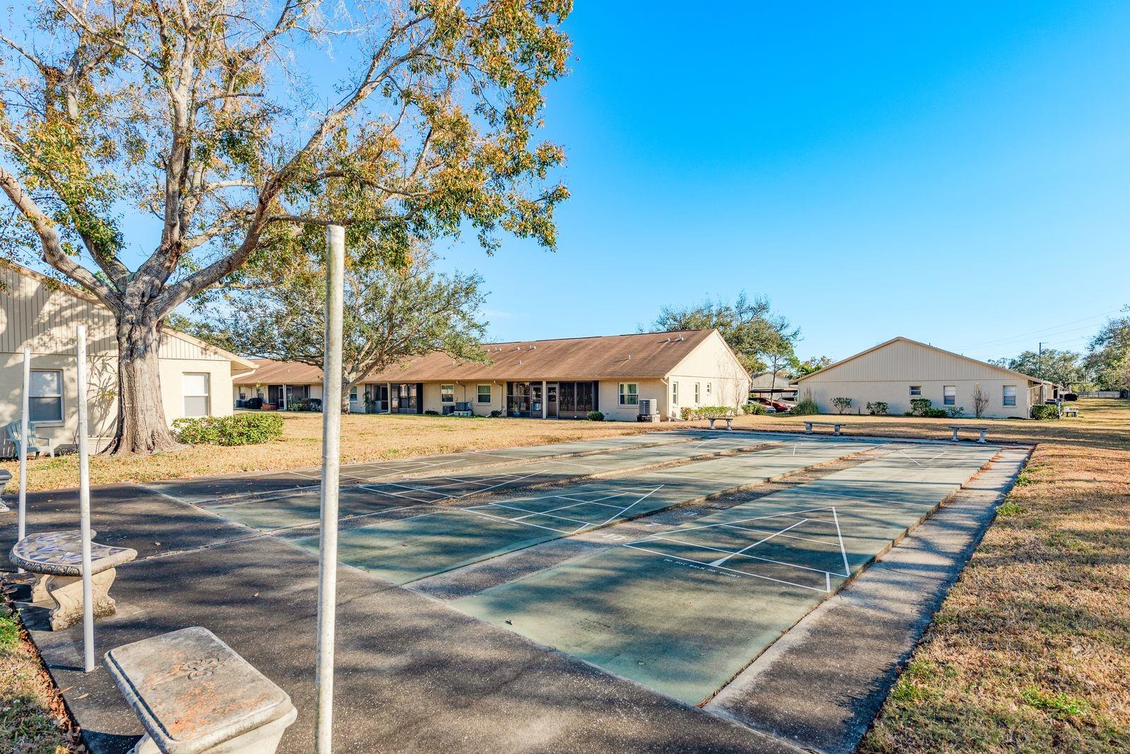 Image 26 of 27 For 10853 43rd Street N 1104