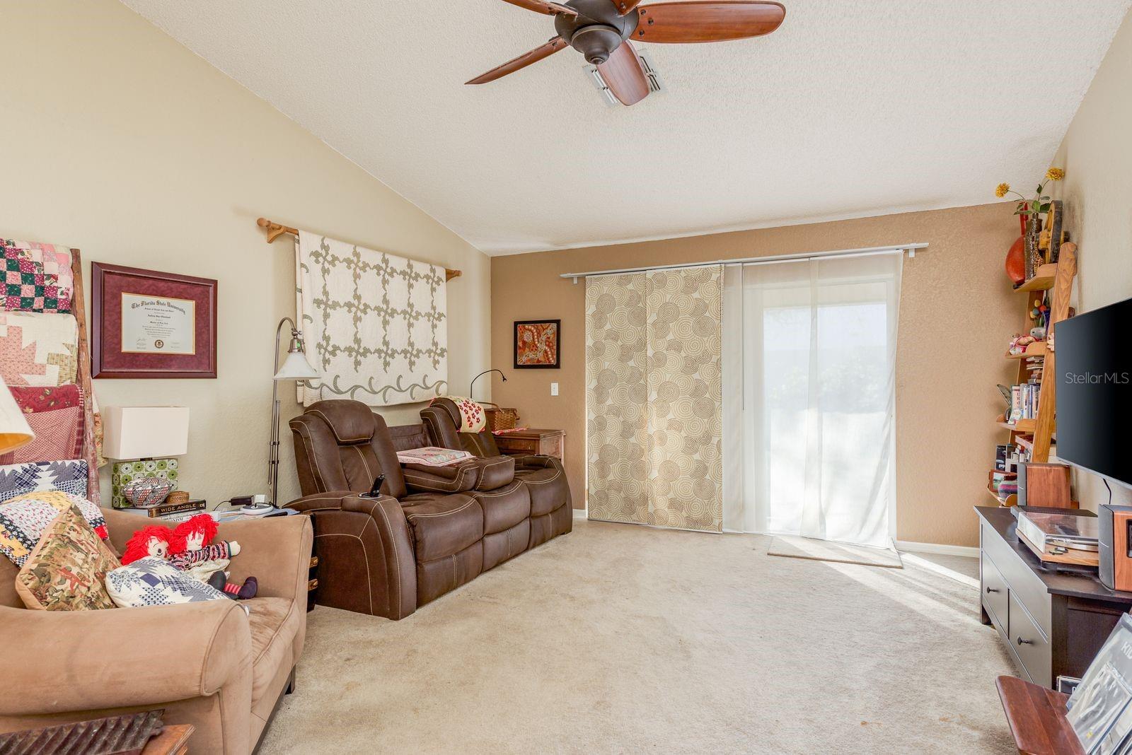 Image 6 of 27 For 10853 43rd Street N 1104