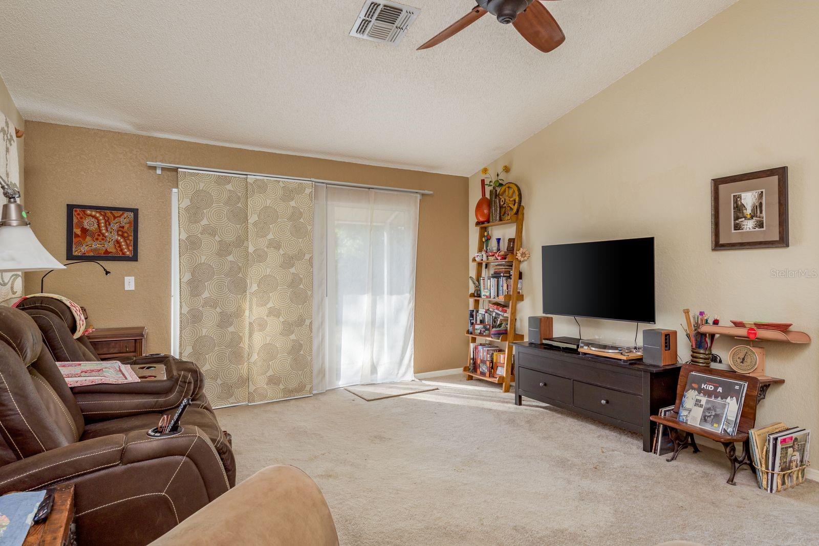 Image 7 of 27 For 10853 43rd Street N 1104