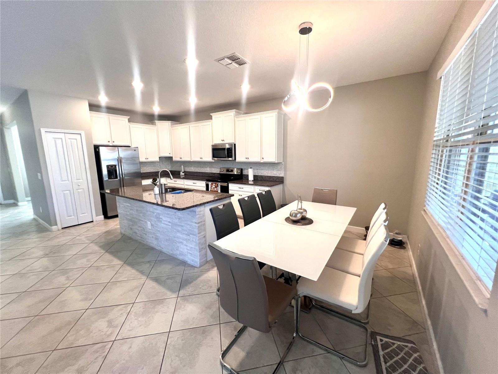 Image 13 of 76 For 4617 Pensford Court