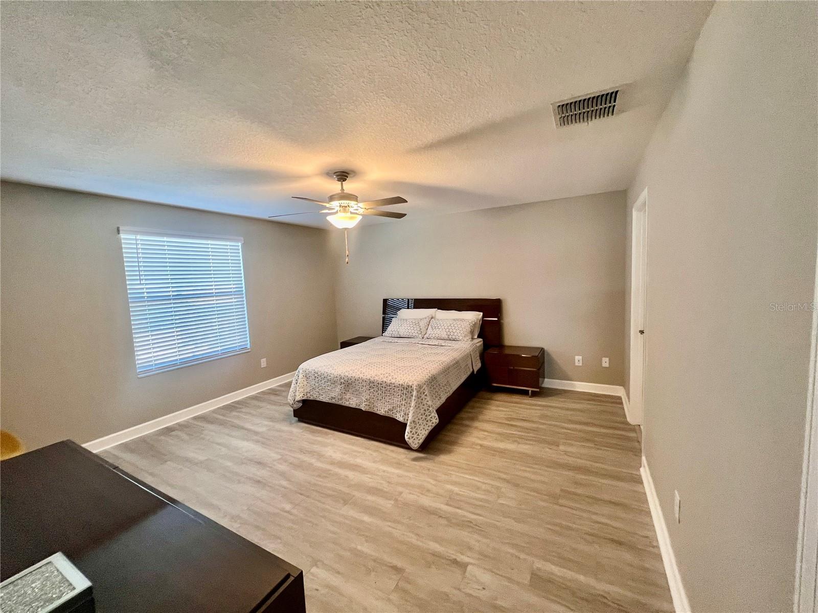 Image 32 of 76 For 4617 Pensford Court