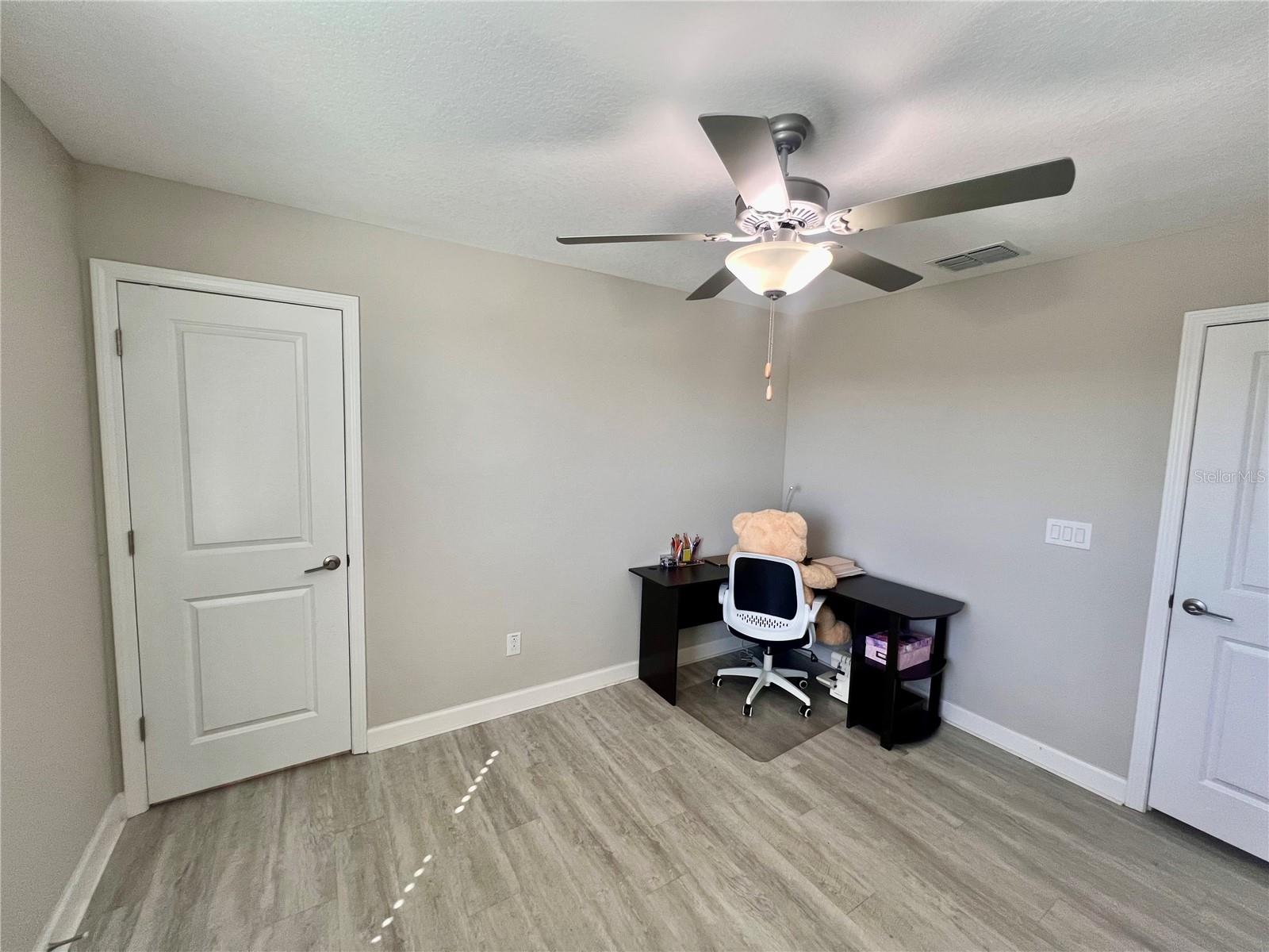 Image 42 of 76 For 4617 Pensford Court