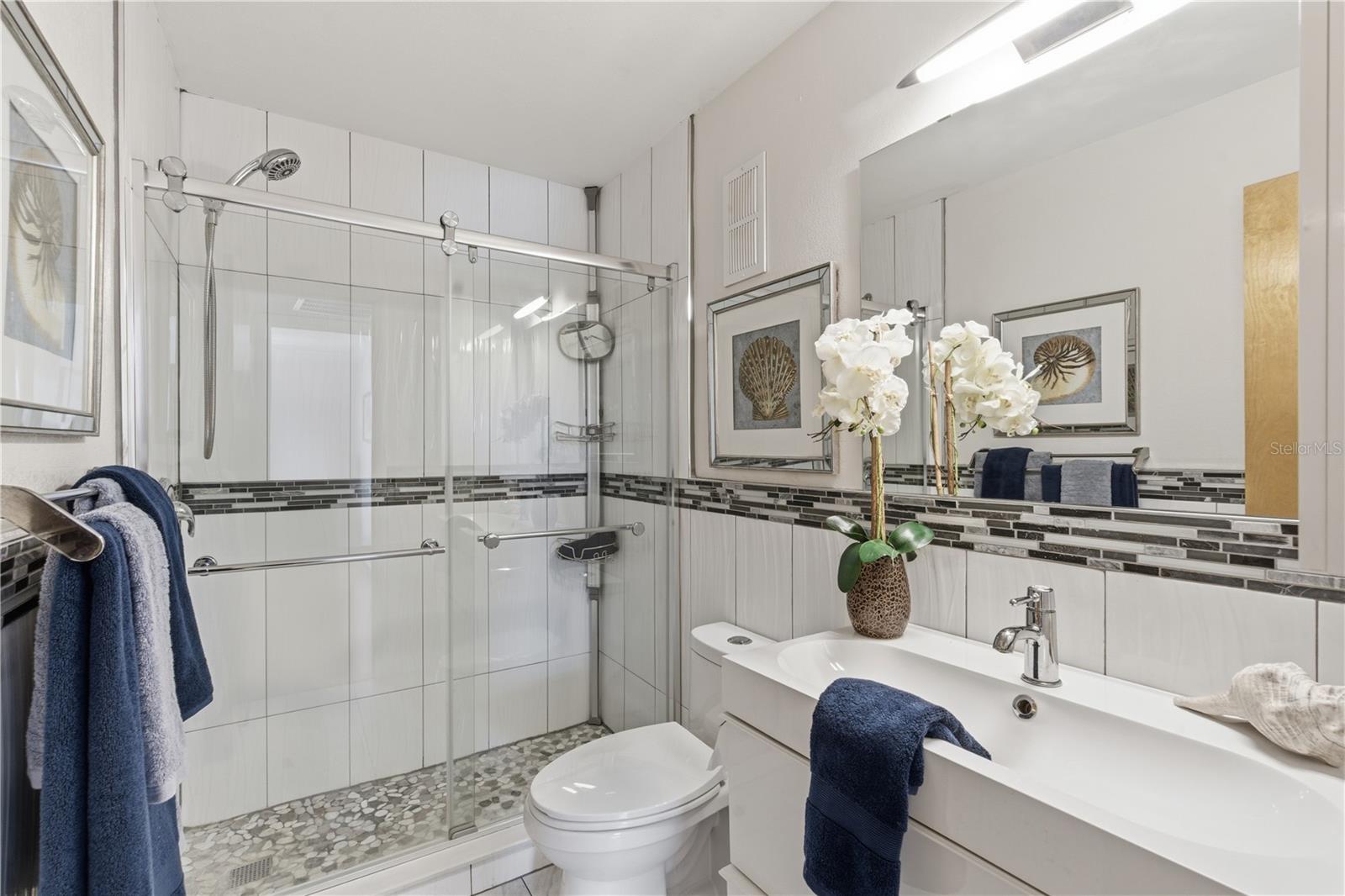 Image 10 of 18 For 4050 4th Street N 317