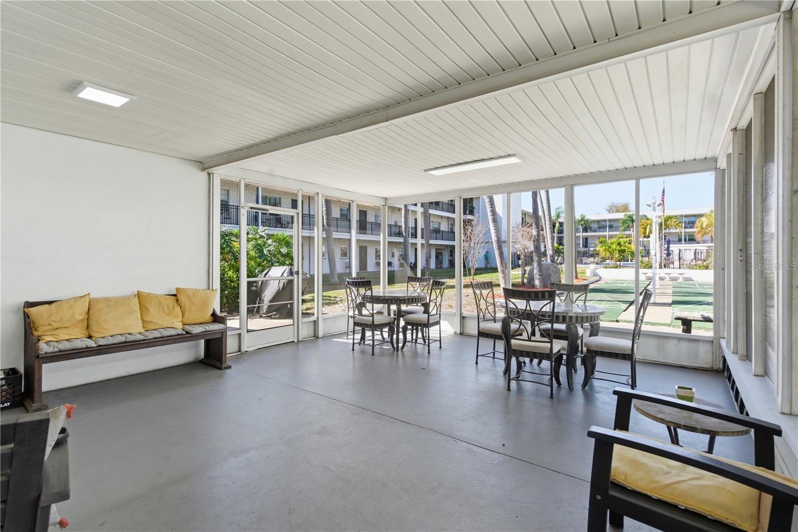 Image 16 of 18 For 4050 4th Street N 317