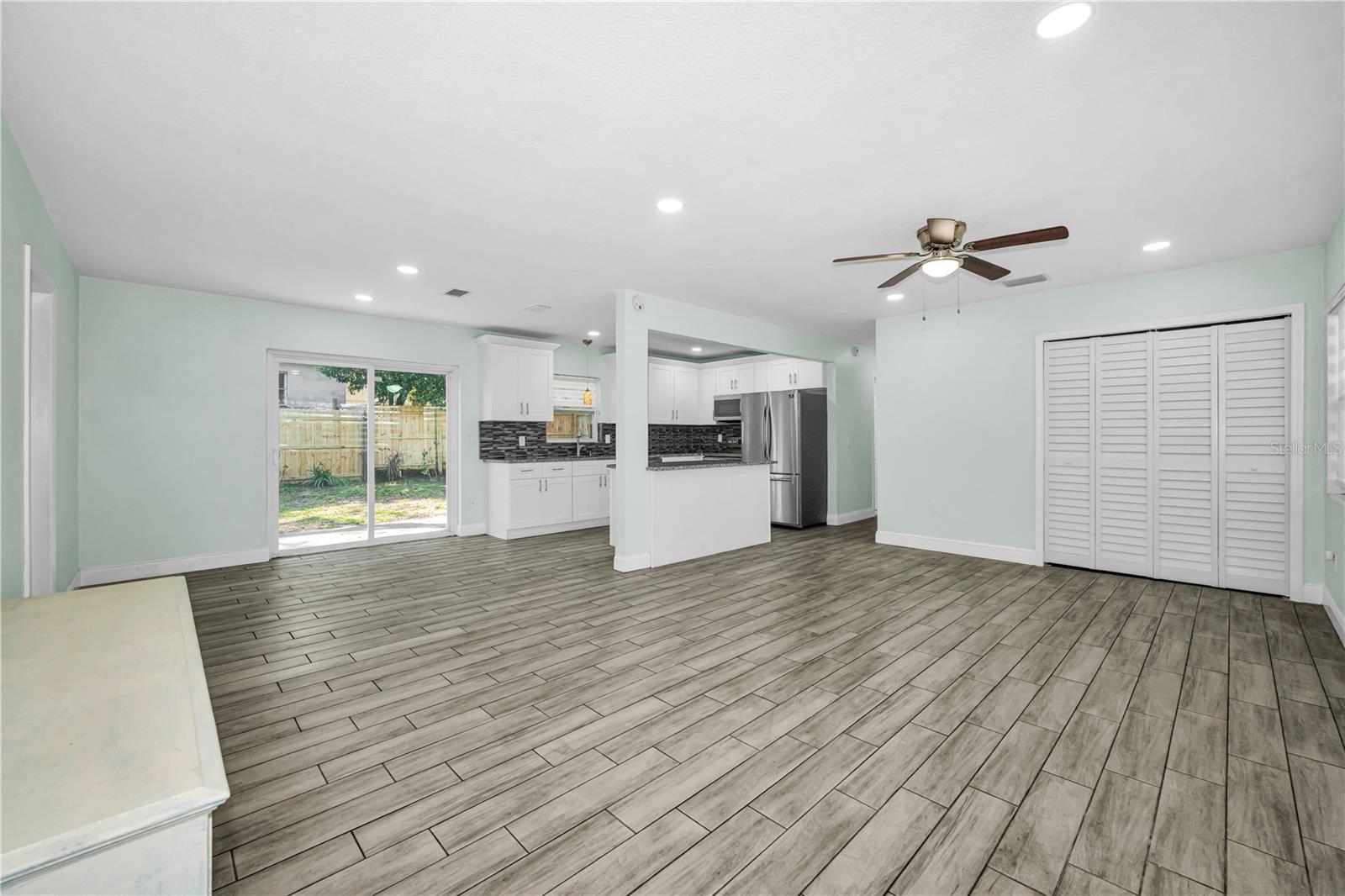 Image 11 of 31 For 1005 Highland Avenue