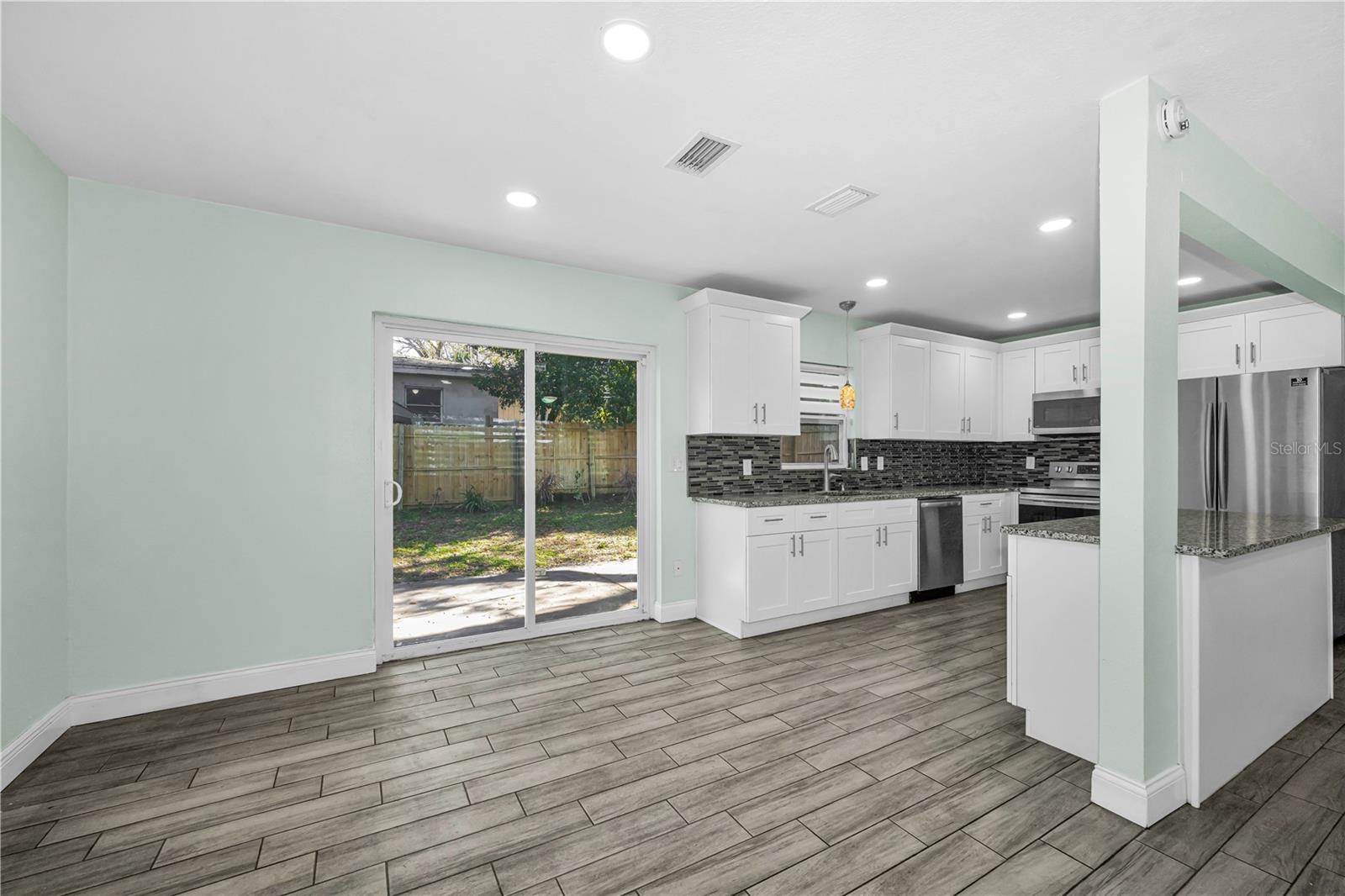 Image 15 of 31 For 1005 Highland Avenue