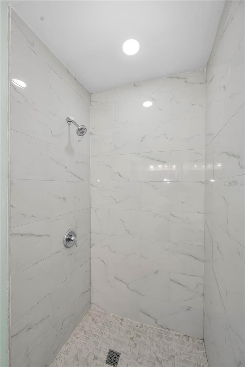 Image 20 of 31 For 1005 Highland Avenue