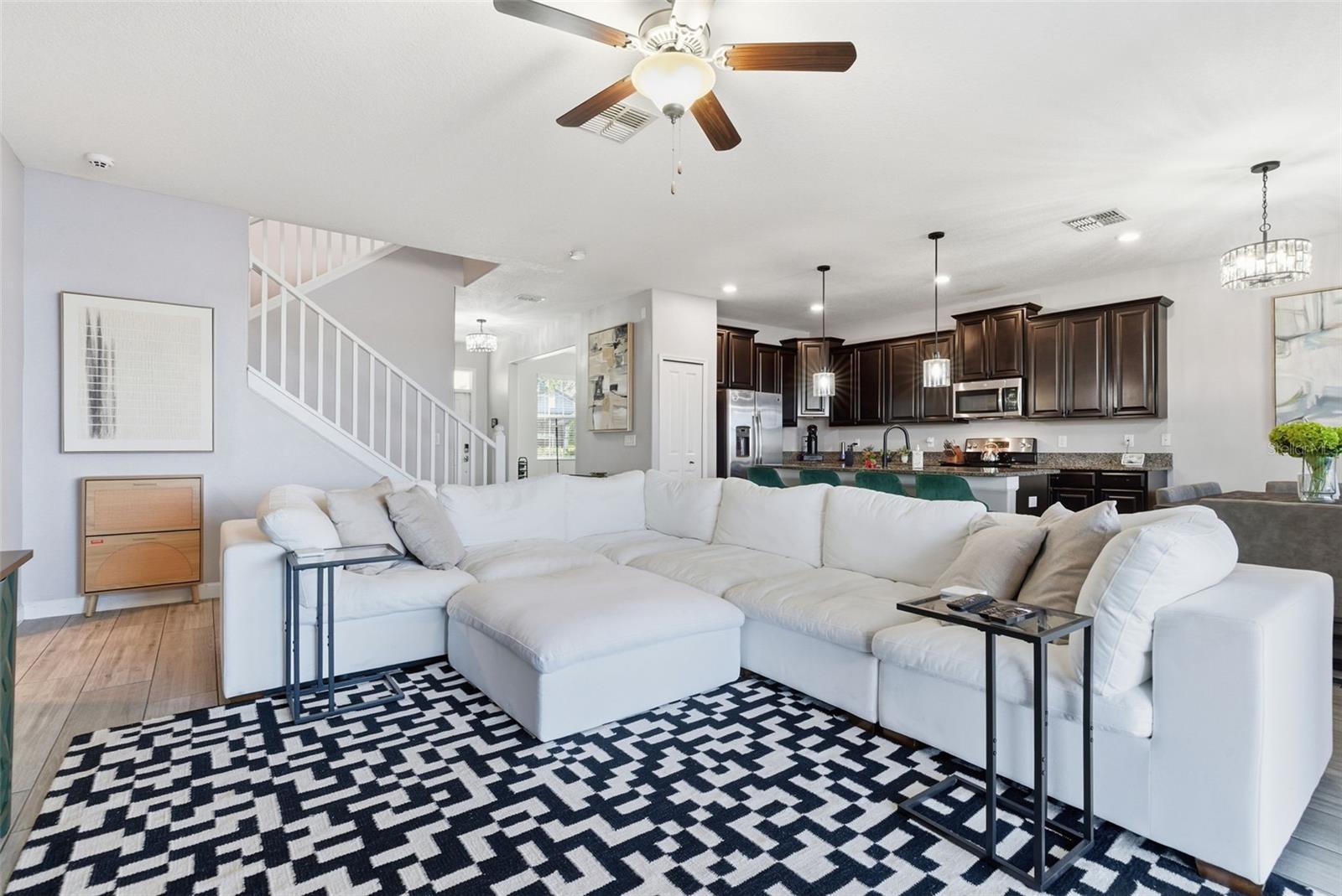 Image 18 of 57 For 10222 Count Fleet Drive