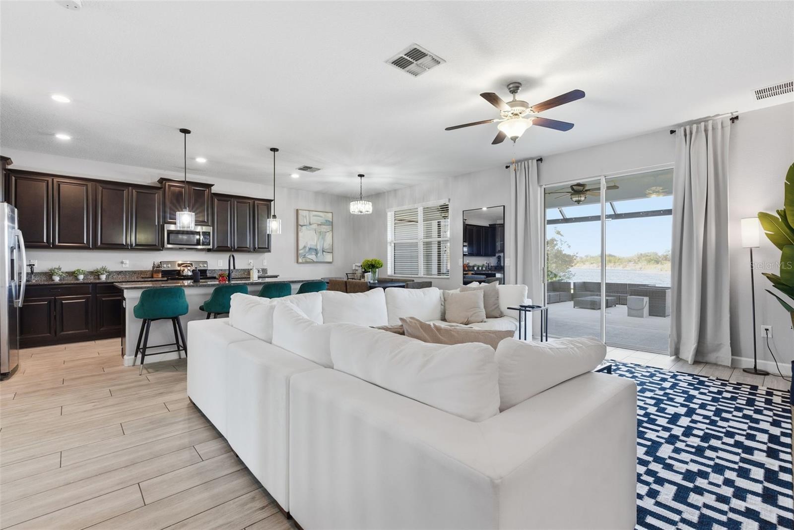 Image 19 of 57 For 10222 Count Fleet Drive