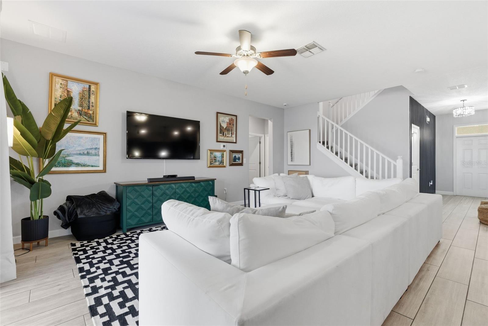 Image 20 of 57 For 10222 Count Fleet Drive