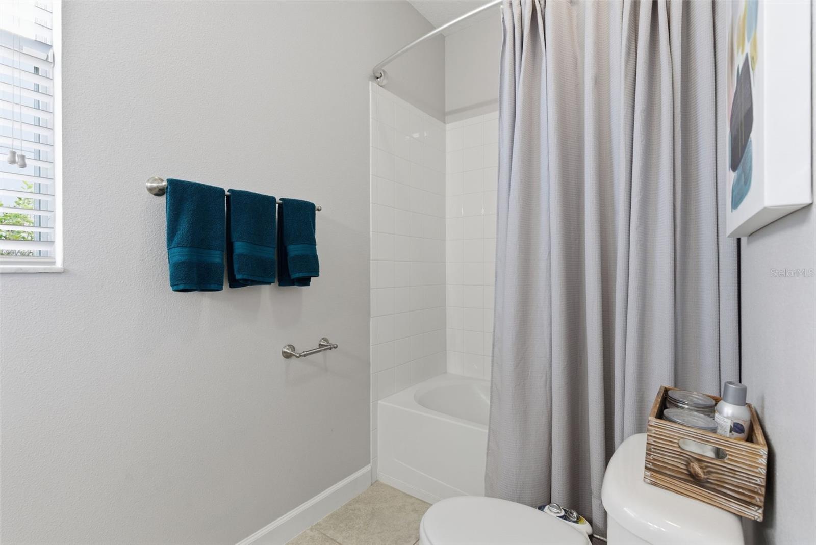 Image 30 of 57 For 10222 Count Fleet Drive