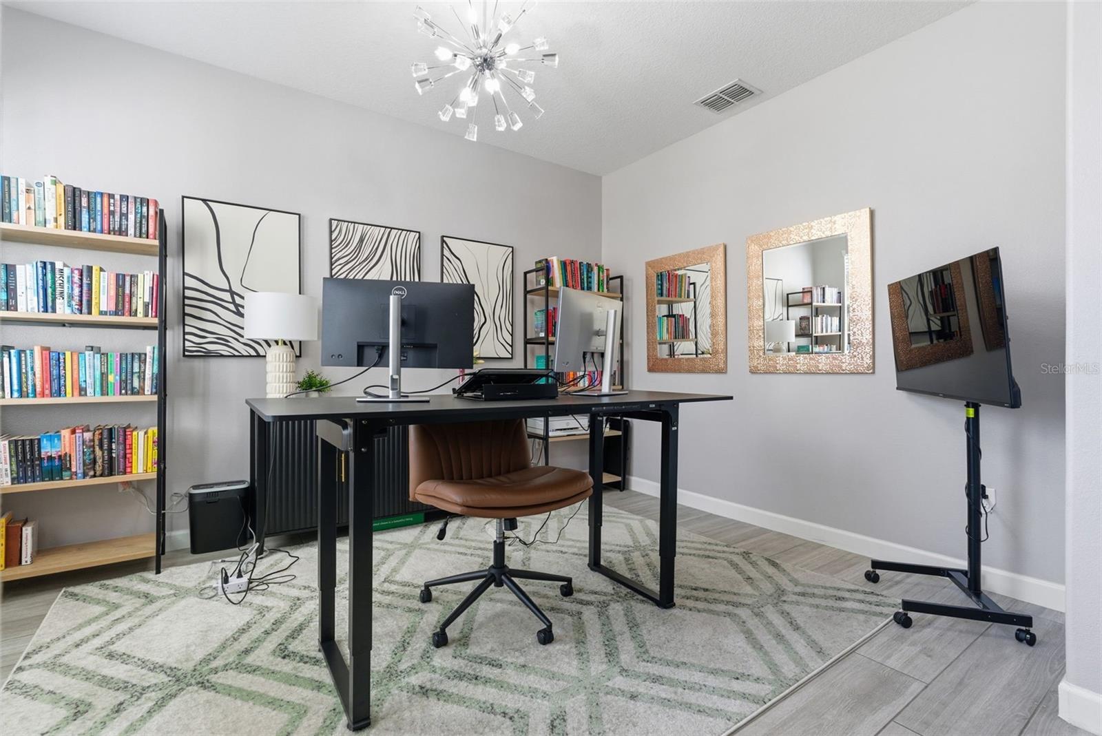 Image 5 of 57 For 10222 Count Fleet Drive