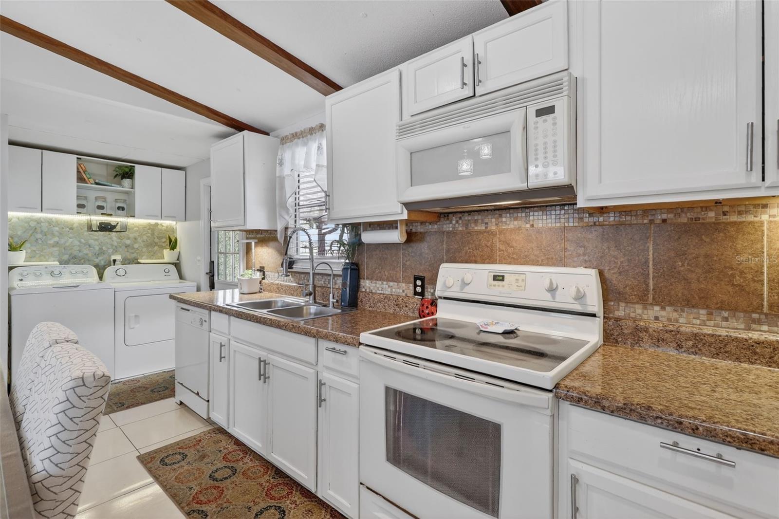 Image 16 of 42 For 8804 Fouress Lane