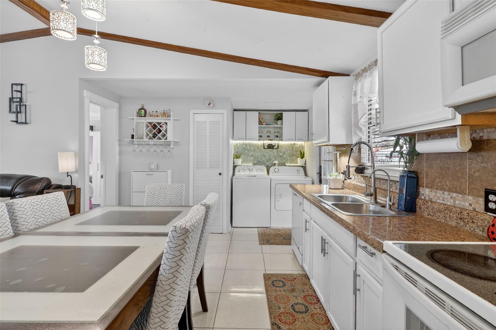 Image 18 of 42 For 8804 Fouress Lane