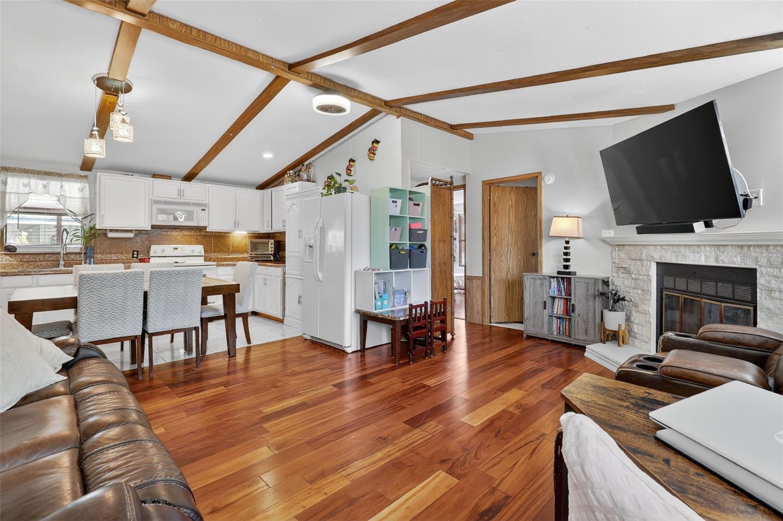 Image 4 of 42 For 8804 Fouress Lane