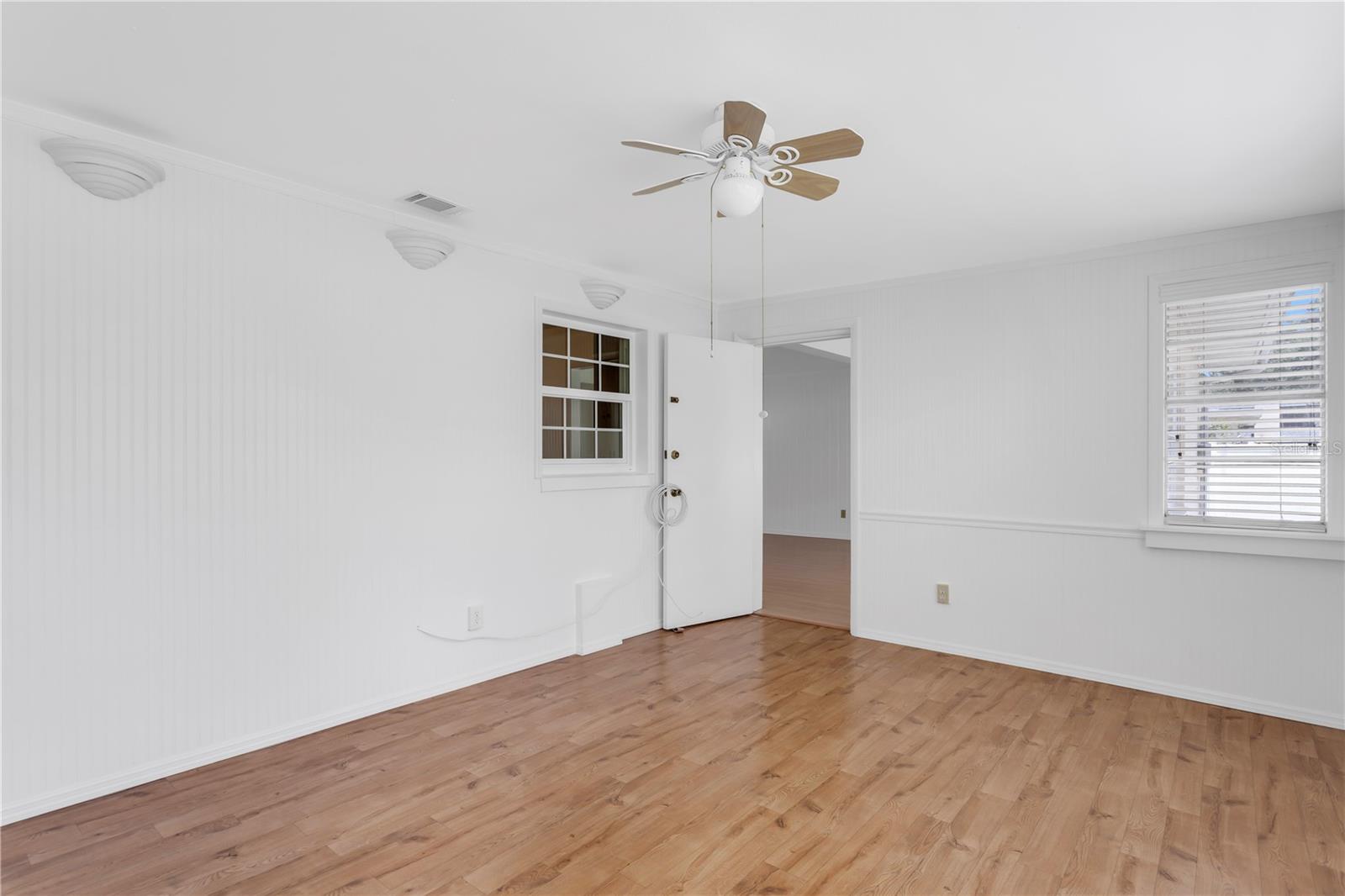 Image 27 of 34 For 3414 Carrington Street