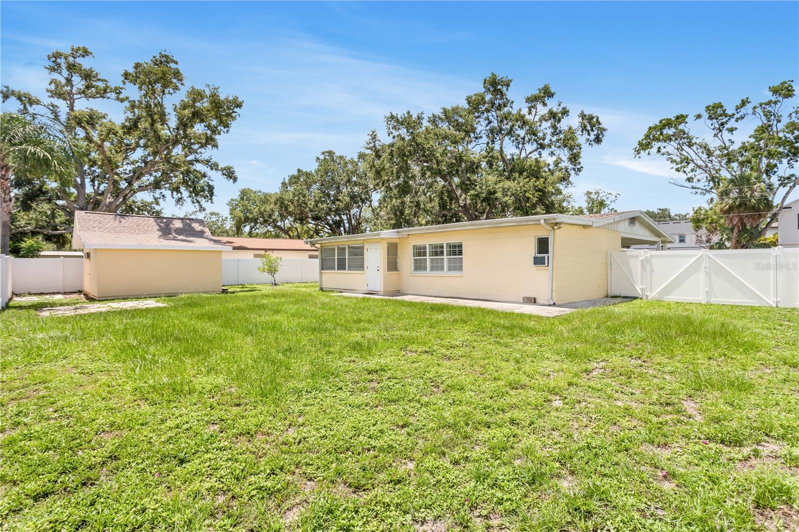 Image 29 of 34 For 3414 Carrington Street