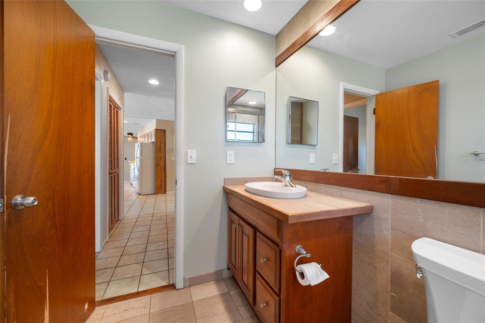 Image 20 of 30 For 869 Seminole Boulevard