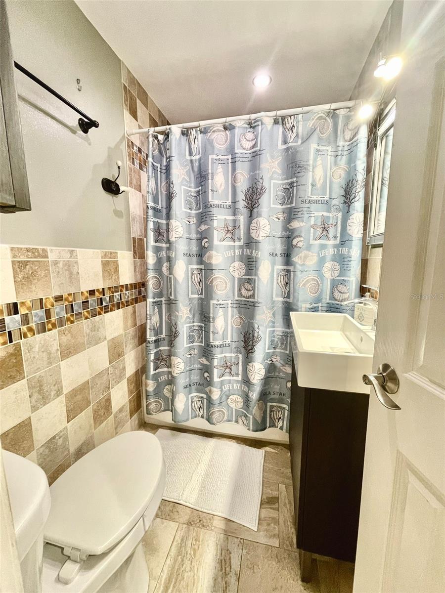 Image 16 of 34 For 3315 58th Avenue S 304