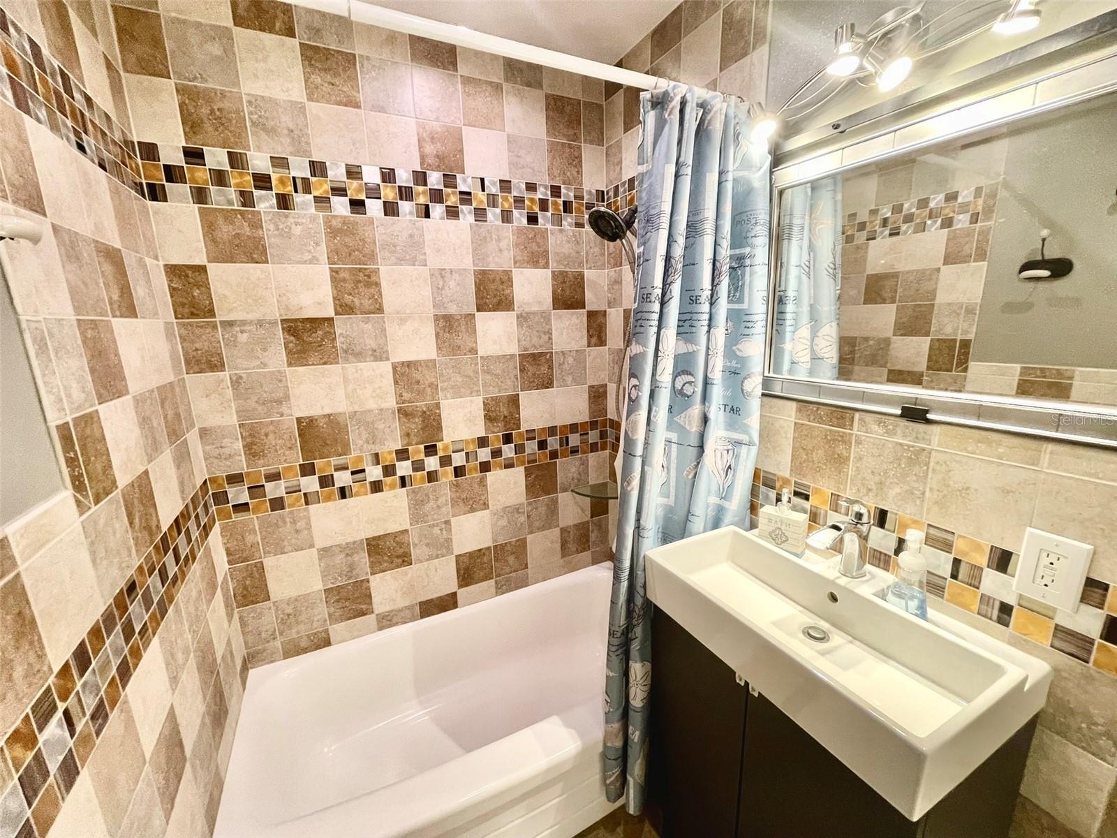 Image 17 of 34 For 3315 58th Avenue S 304