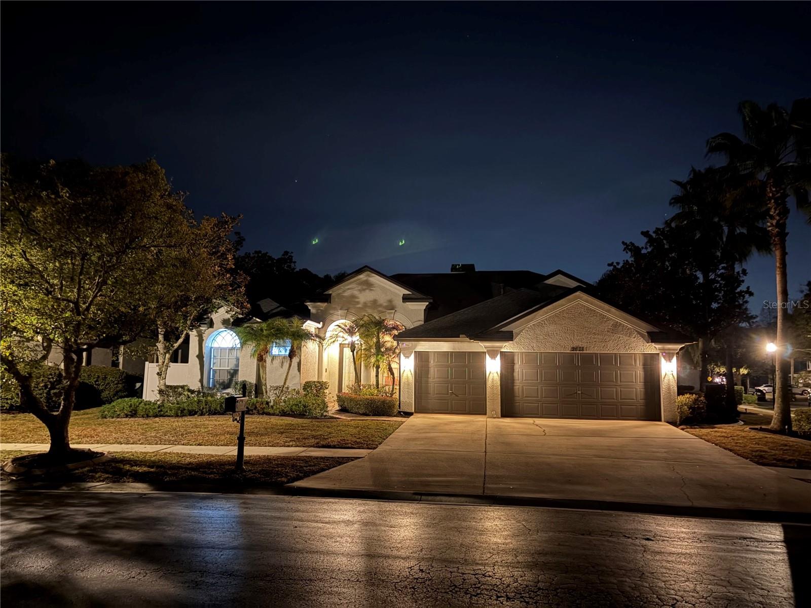 Image 96 of 99 For 12628 Stanwyck Circle