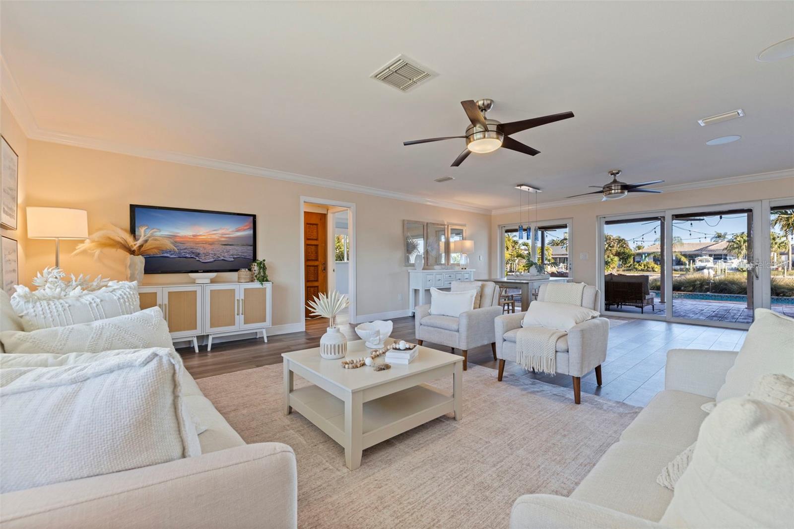 Image 13 of 41 For 2024 Massachusetts Avenue Ne