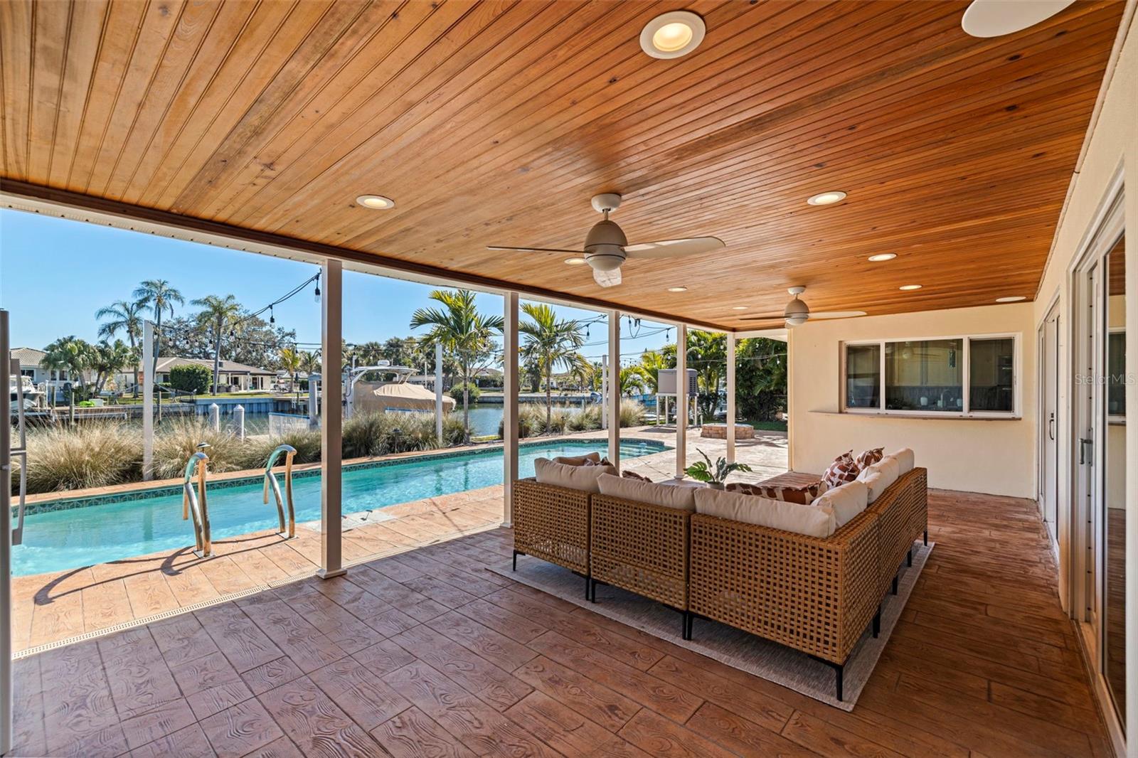 Image 25 of 41 For 2024 Massachusetts Avenue Ne