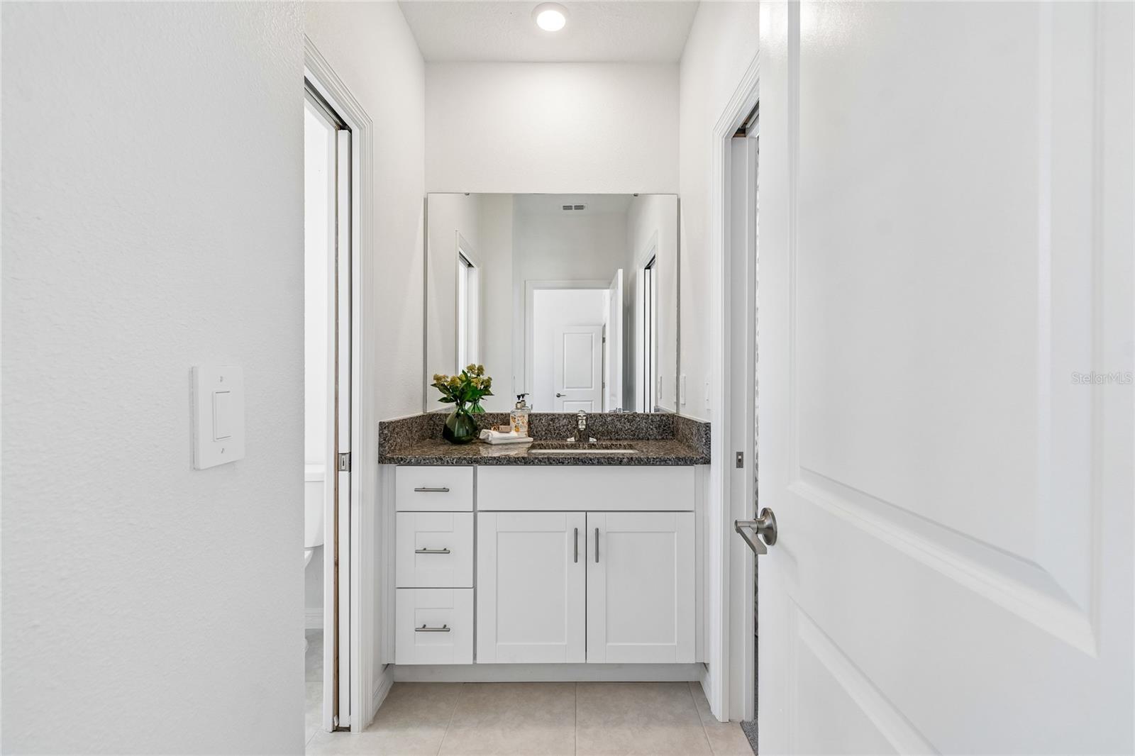 Image 23 of 41 For 10811 Fowlers Bluff Court