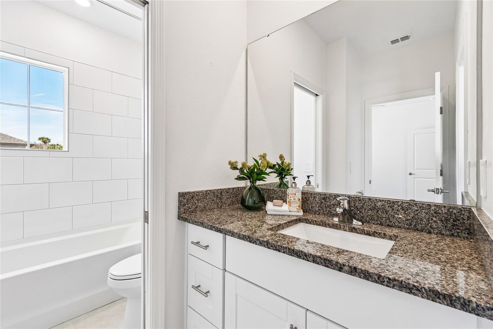 Image 24 of 41 For 10811 Fowlers Bluff Court