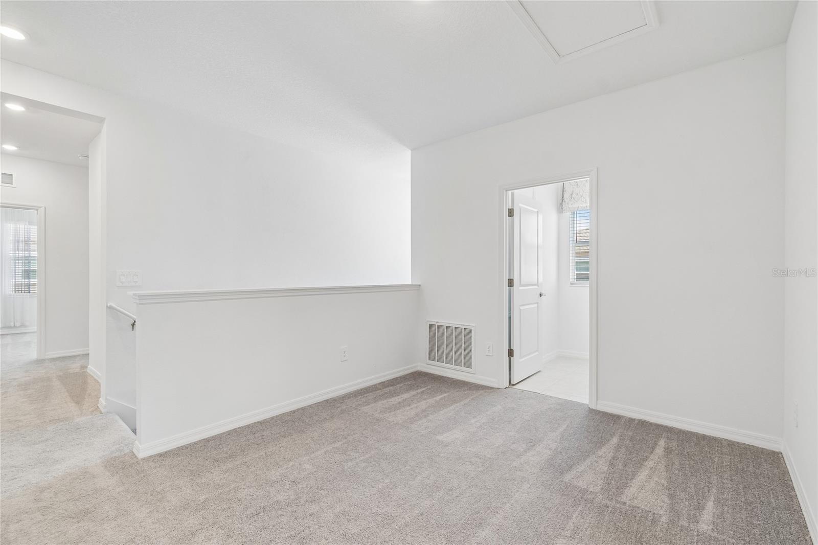 Image 30 of 41 For 10811 Fowlers Bluff Court