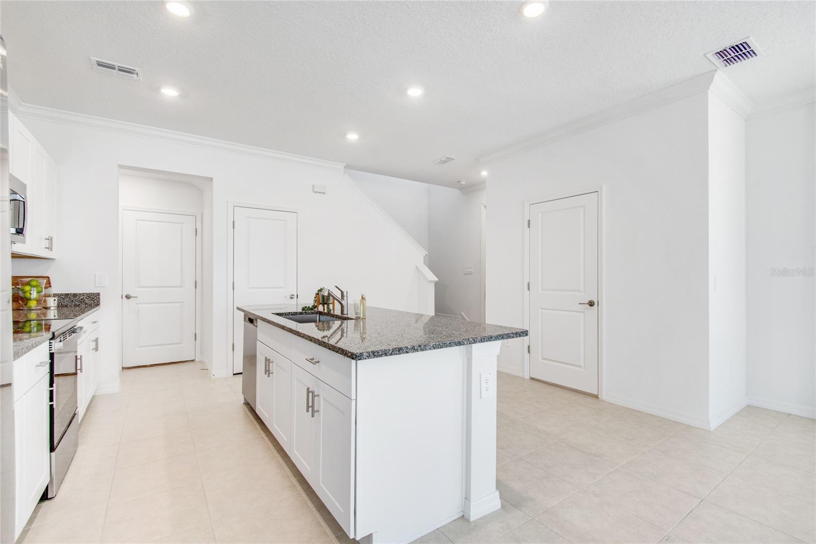 Image 5 of 41 For 10811 Fowlers Bluff Court