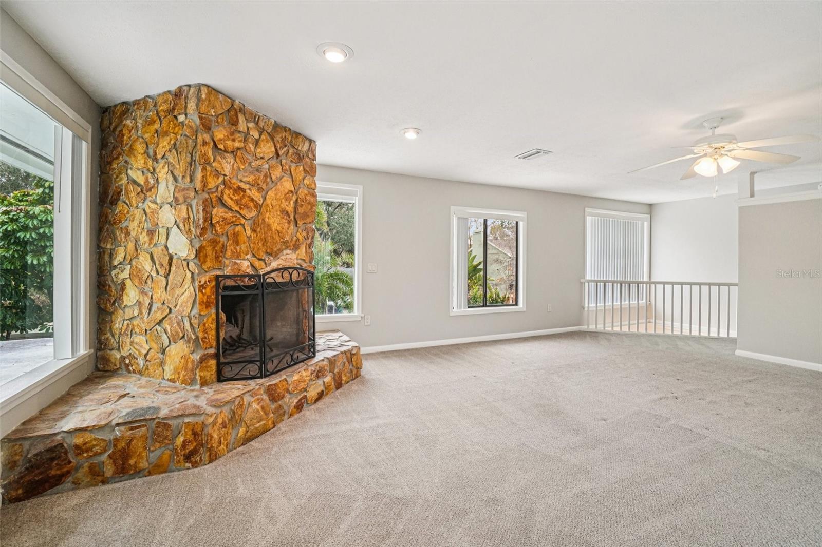 Listing photo id 25 for 4218 Water Oaks Lane