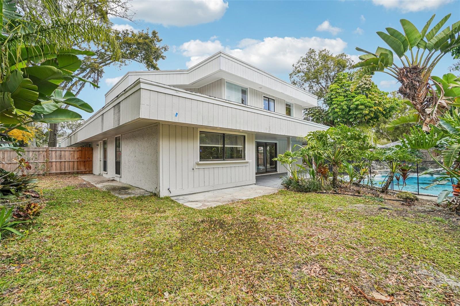 Listing photo id 36 for 4218 Water Oaks Lane