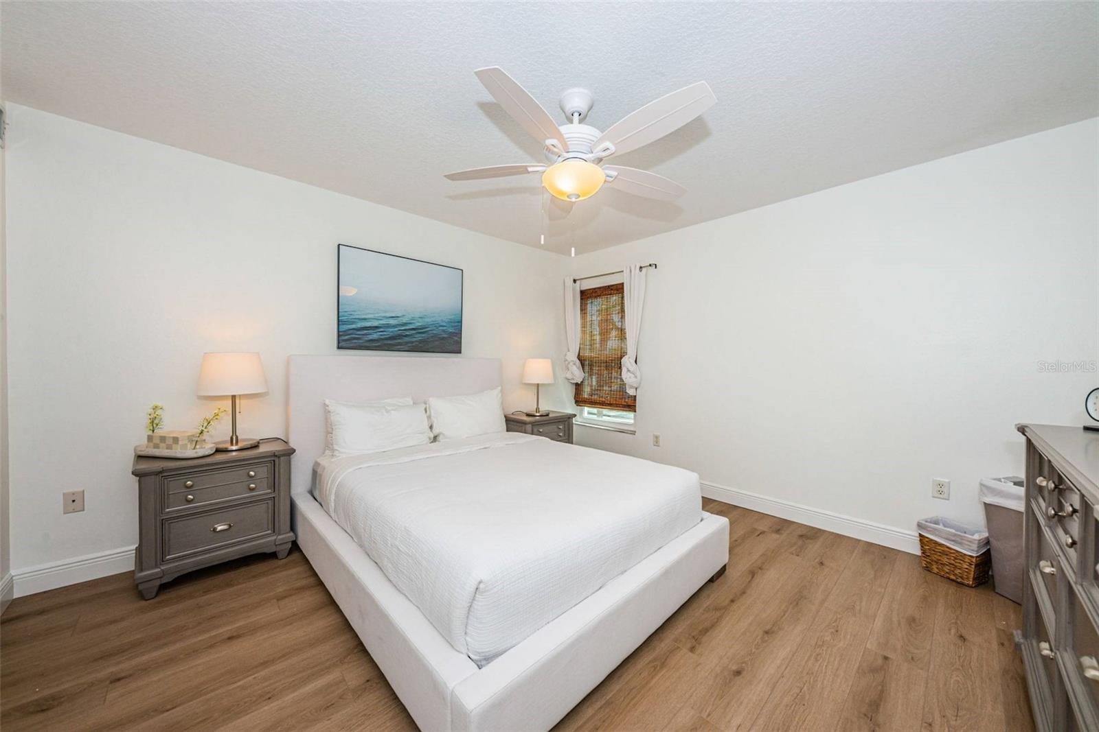 Image 15 of 31 For 1412 Gulf Boulevard 102a