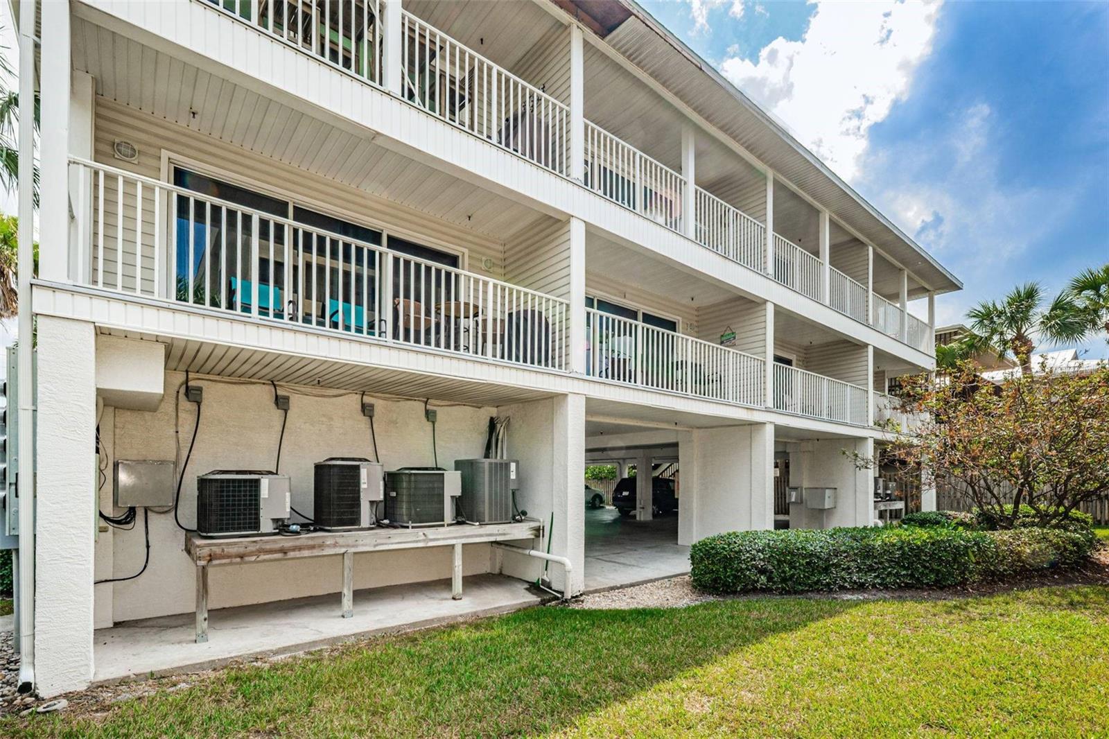 Image 27 of 31 For 1412 Gulf Boulevard 102a