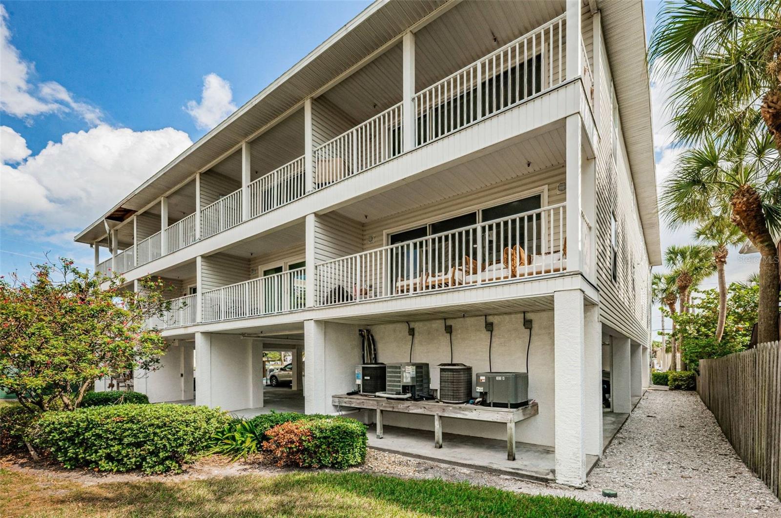 Image 28 of 31 For 1412 Gulf Boulevard 102a