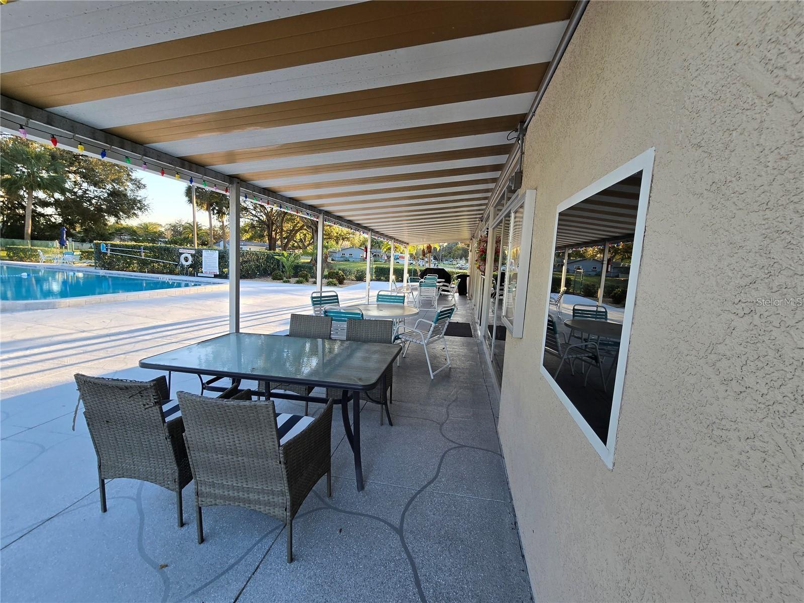 Listing photo id 57 for 811 Helmsman Way